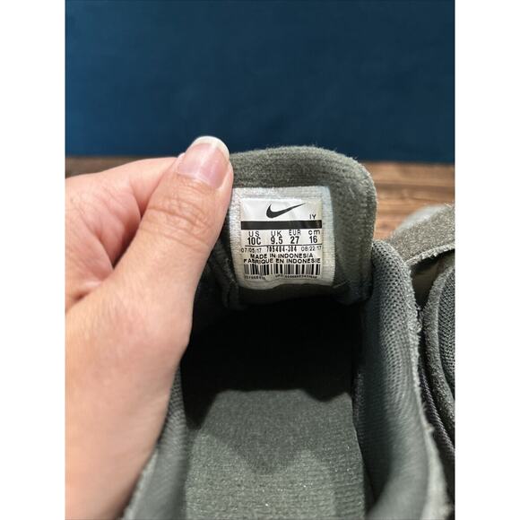 NIKE SB STEFAN JANOSKI OLIVE GREEN SIZE 10C TODDLER BOYS EUC 705404-304 - Picture 6 of 8